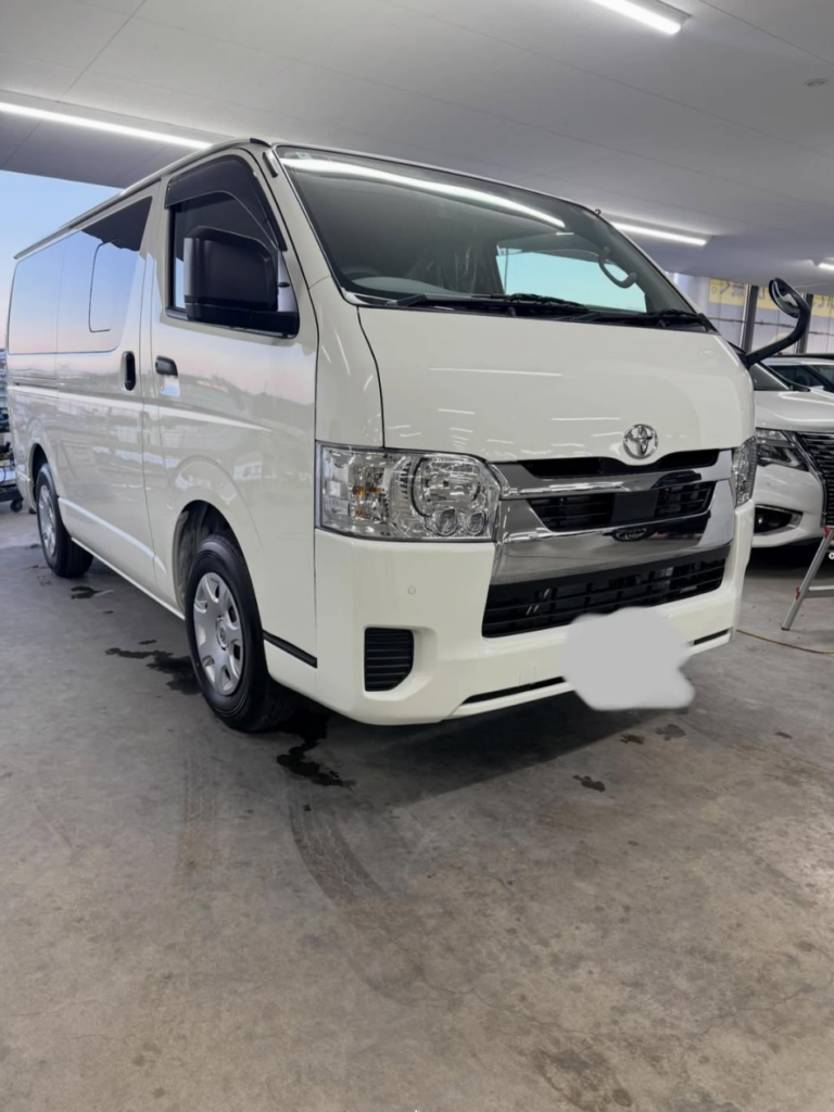 トヨタ ハイエースバン