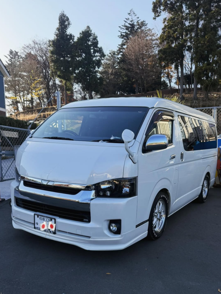 国産車（ホワイトカラー）